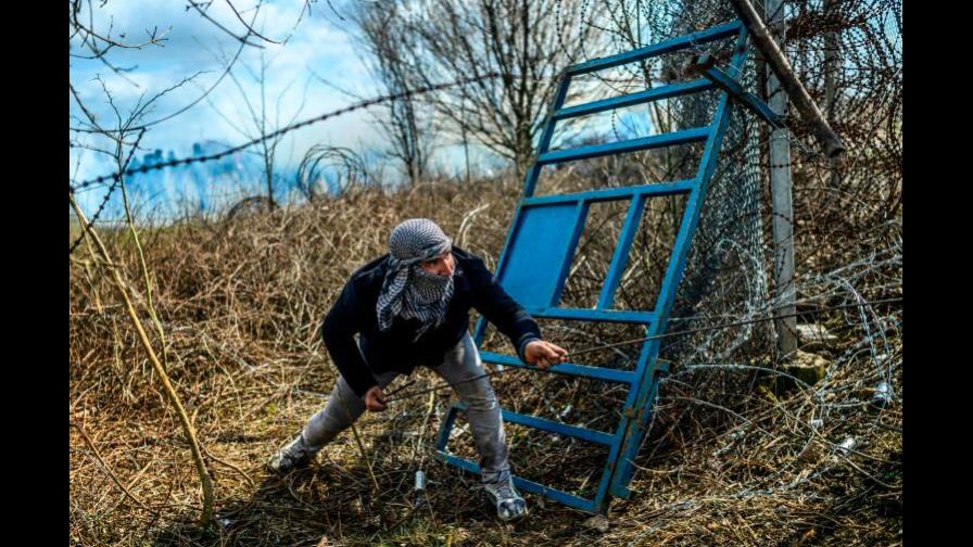 Grecia desmiente que tenga un centro secreto extrajudicial para migrantes Grecia desmiente que tenga un centro secreto extrajudicial para migrantes