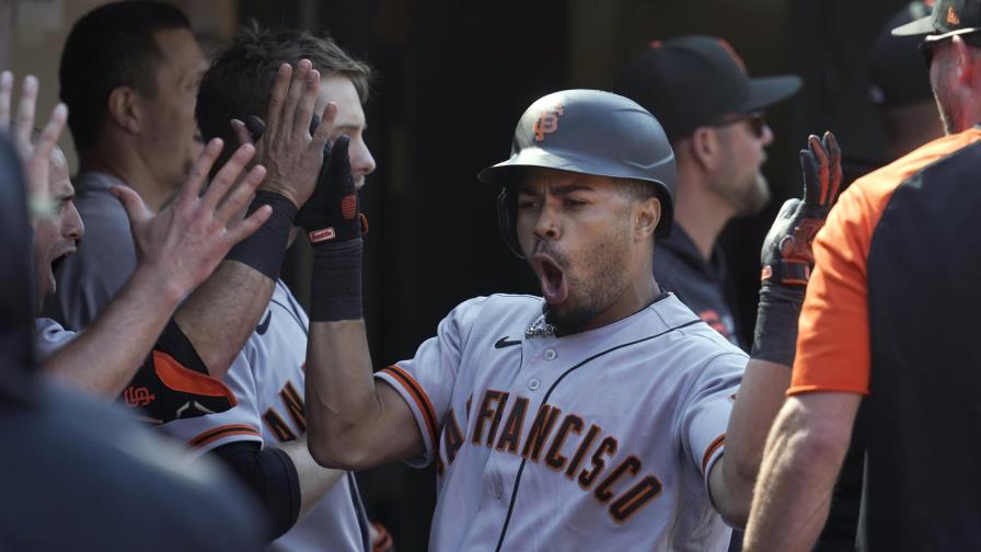Wade batea jonrón en la 9na; Gigantes superan a Atléticos