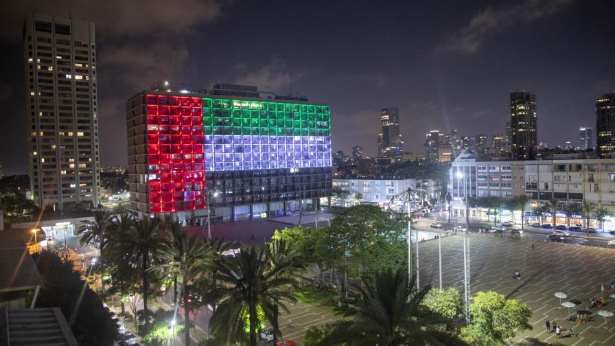 Comienza el servicio telefónico entre Emiratos e Israel