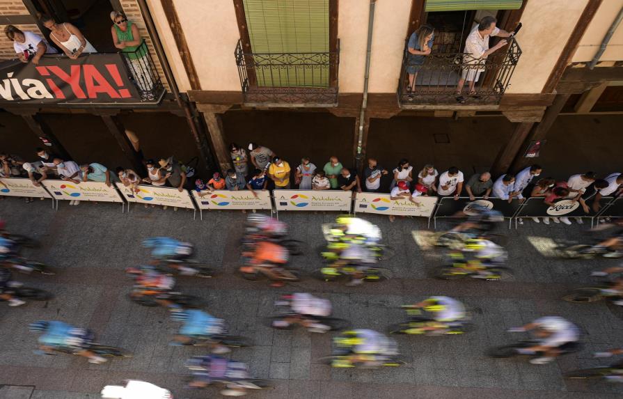 Vuelta: Majka gana 15ta etapa, Eiking retiene liderato