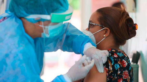 Octubre se despide con 22,800 contagios de COVID-19