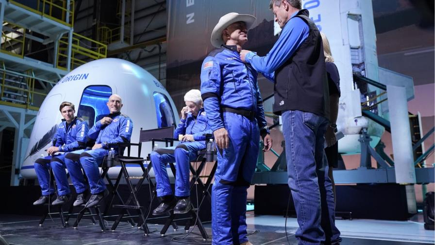 EEUU dejará de entregar insignias a astronautas de turismo
