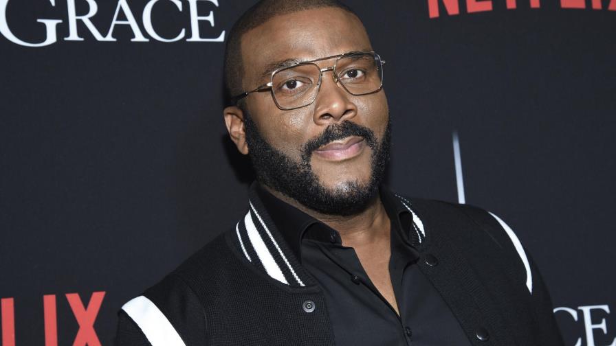 Tyler Perry se dice “exhausto” de todo el odio y la división Tyler Perry se dice “exhausto” de todo el odio y la división
