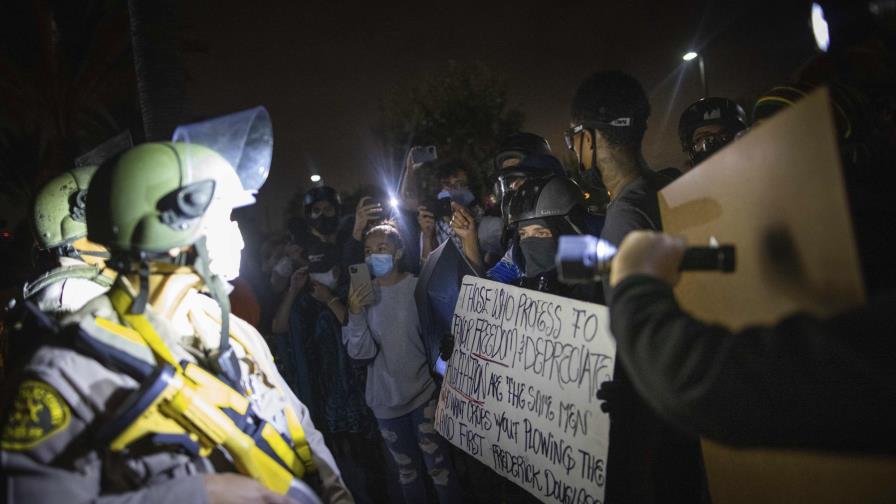 Policías de Los Ángeles matan a un sospechoso negro