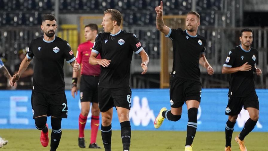 Inter golea 4-0 a Genoa en el inicio de la Serie A italiana
