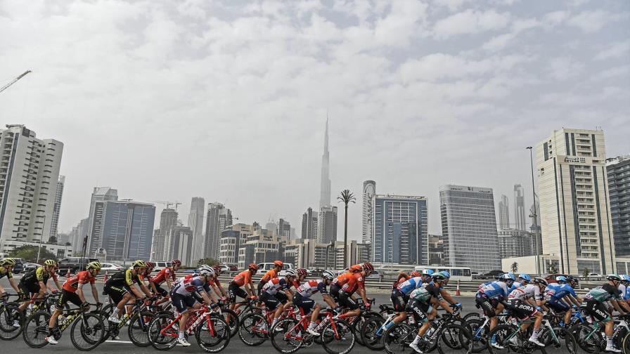 Un colombiano entre contagiados por virus en Tour Emiratos Un colombiano entre contagiados por virus en Tour Emiratos