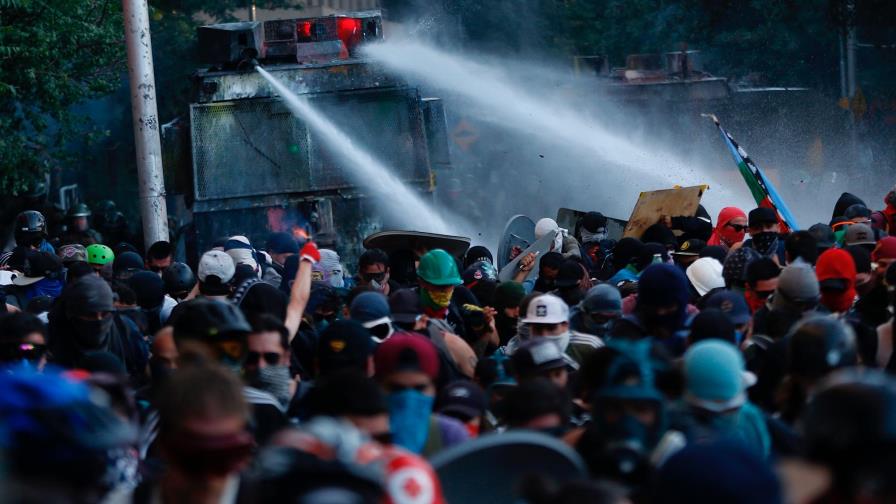Aumenta a 23 el número de fallecidos durante las protestas en Chile Aumenta a 23 el número de fallecidos durante las protestas en Chile