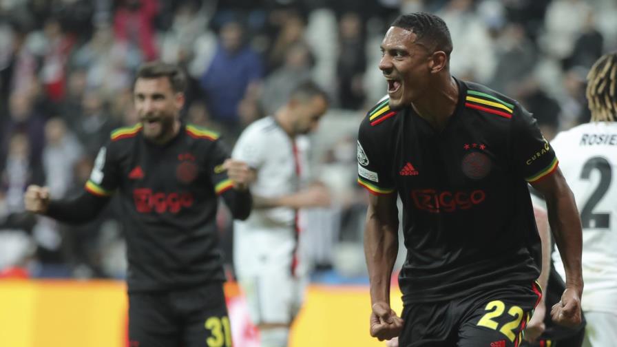 Con doblete de Haller, Ajax supera al Beskitas