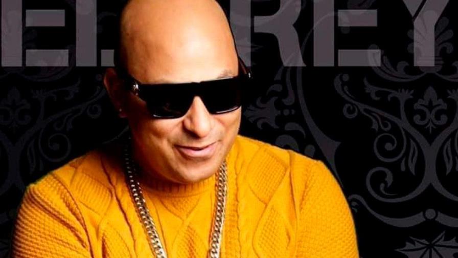 El Rey Tulile logra gran pegada en la calle con su nuevo tema “El anillo”