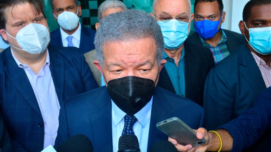 Leonel Fernández sugiere a Abinader diversificar relaciones internacionales