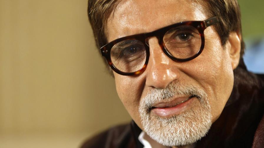Actor de Bollywood Amitabh Bachchan se recupera de COVID Actor de Bollywood Amitabh Bachchan se recupera de COVID