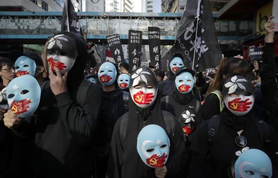 Una gran marcha marca los 6 meses de protestas en Hong Kong