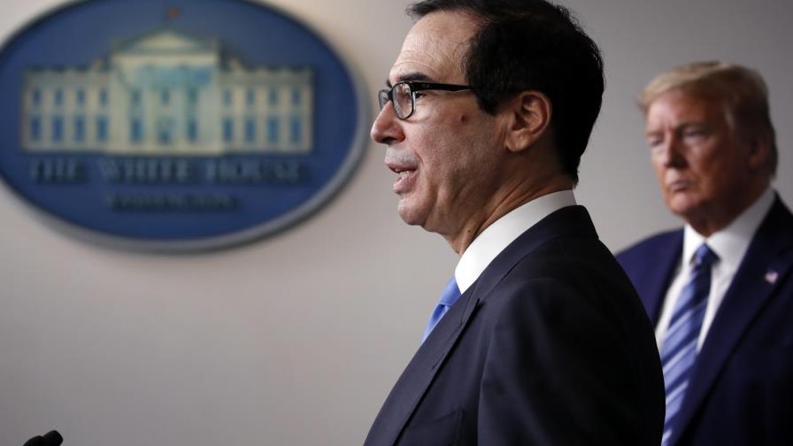 Asesores de Trump buscan frenar daño permanente a economía
