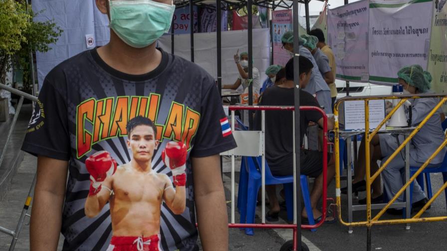 Duelo de kickboxing propaga el coronavirus en Tailandia Duelo de kickboxing propaga el coronavirus en Tailandia