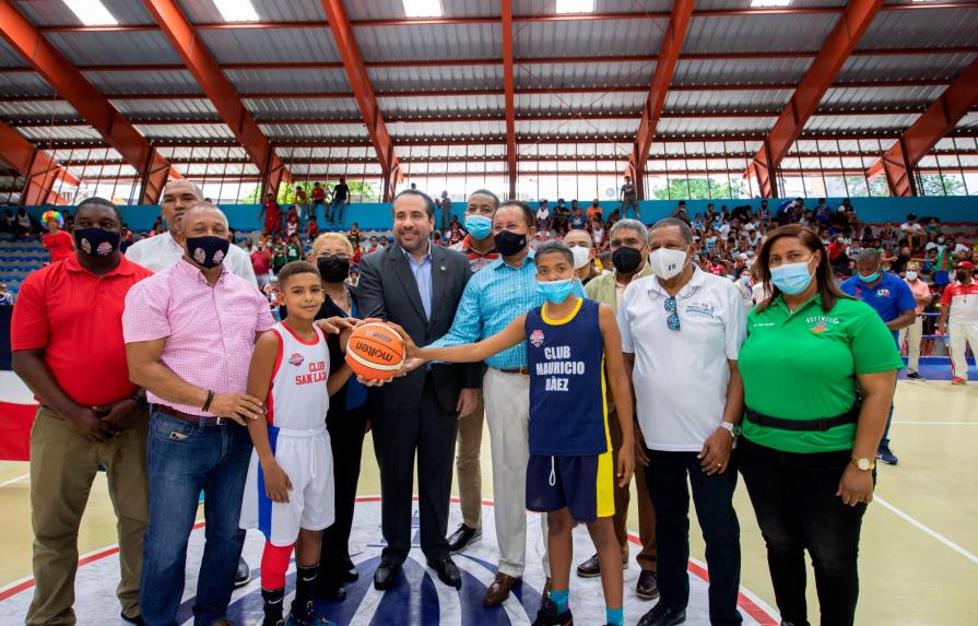 ABADINA inicia la fiesta del minibasket dedicada a Alberto Rodríguez