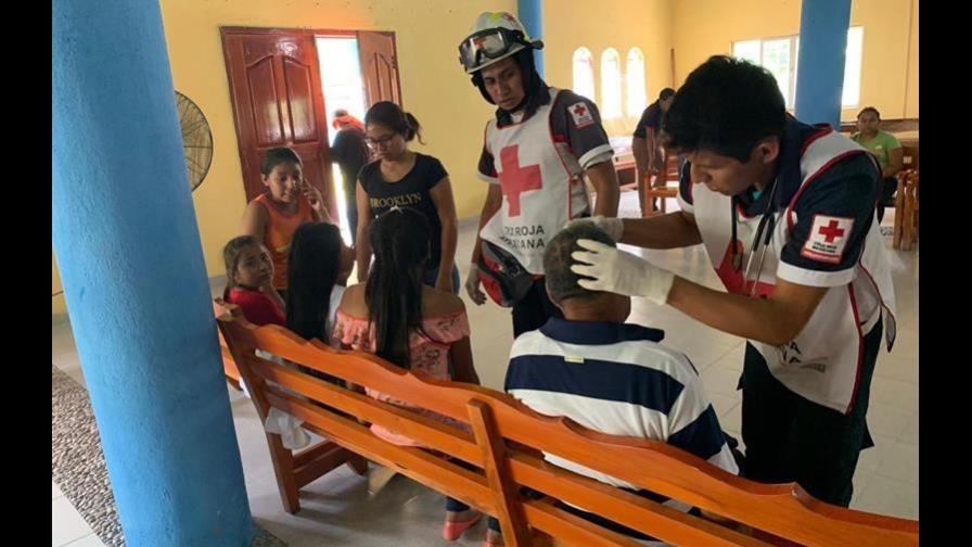 Enjambre de abejas ataca a feligreses durante viacrucis en sur de México
La Cruz Roja informó que 27 personas fueron afectadas, cuatro de ellas trasladas a un centro de salud Enjambre de abejas ataca a feligreses durante viacrucis en sur de México
La Cruz Roja informó que 27 personas fueron afectadas, cuatro de ellas trasladas a un centro de salud