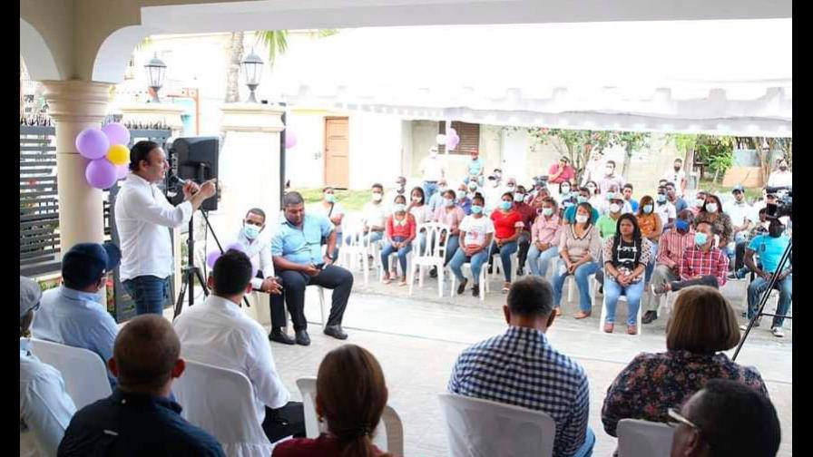 Abel Martínez visitó El Seibo a promover sus aspiraciones presidenciales