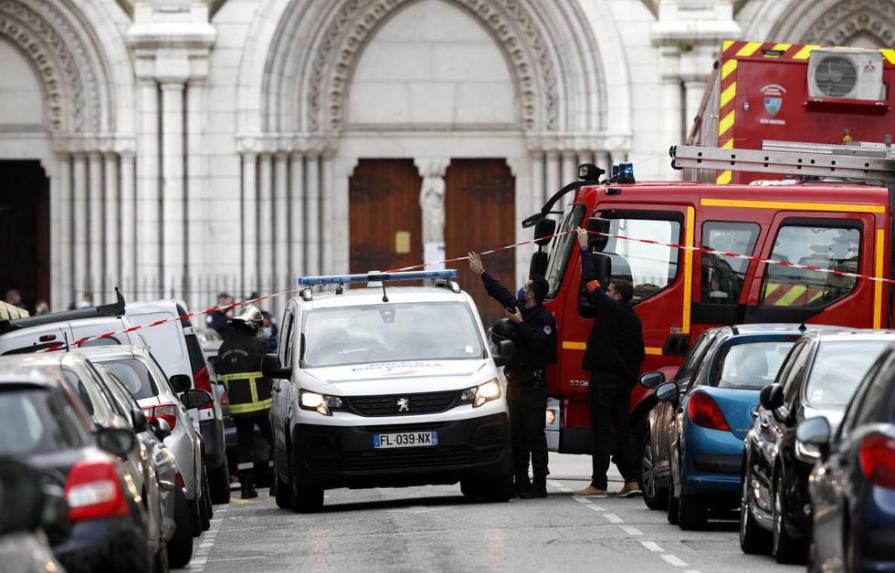 Al menos tres muertos en atentado terrorista en la ciudad francesa de Niza