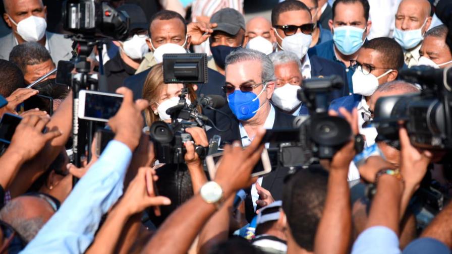 Presidente Abinader llegó a Santiago para visita de tres días