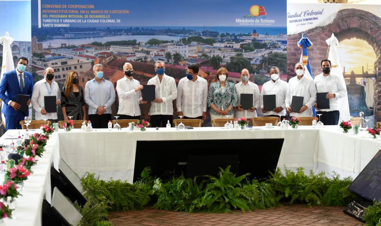 El presidente Abinader aseguró que en 14 meses los trabajos deberán estar concluidos. 