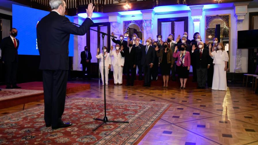 Presidente Abinader juramenta Comité Gestor de Voluntariados de instituciones del Estado