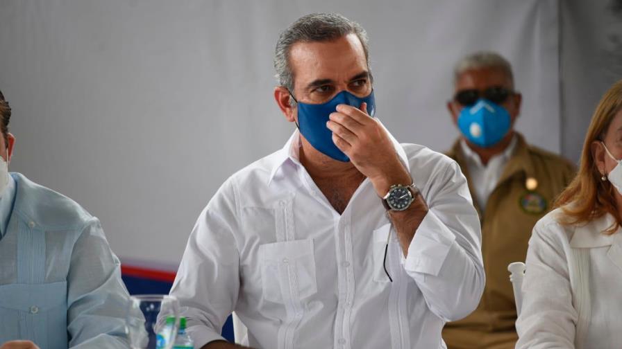 Abinader dice horario del toque de queda puede variar de acuerdo al comportamiento del COVID-19