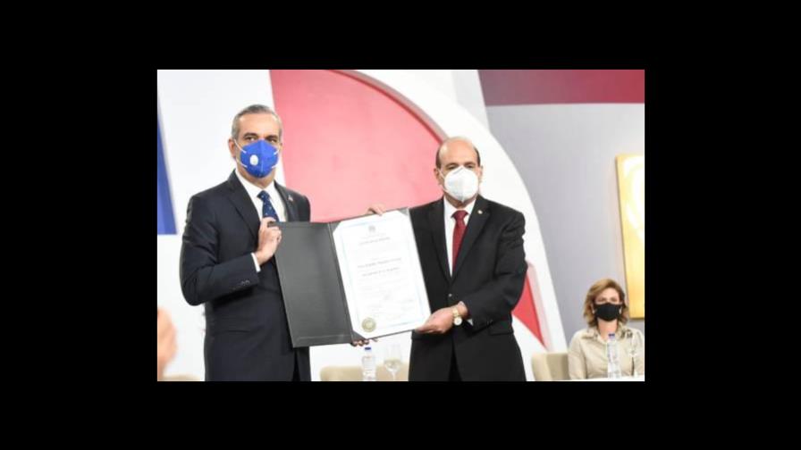 Abinader en la historia del  PRM y el Estado