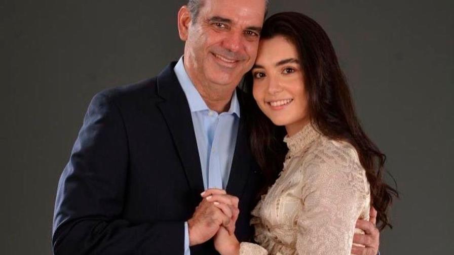 Luis Abinader: “A los que me dicen suegro les estamos dando seguimiento” Luis Abinader: “A los que me dicen suegro les estamos dando seguimiento”