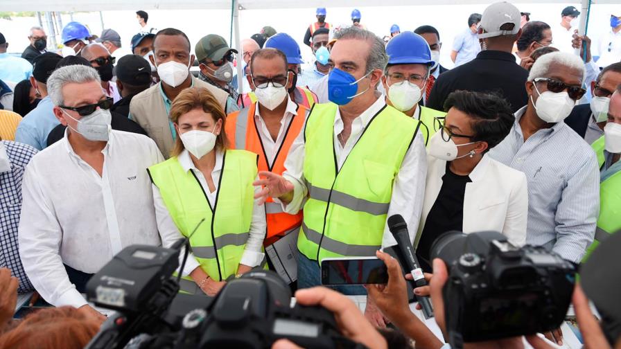 Abinader anuncia plan de desarrollo Línea Noroeste