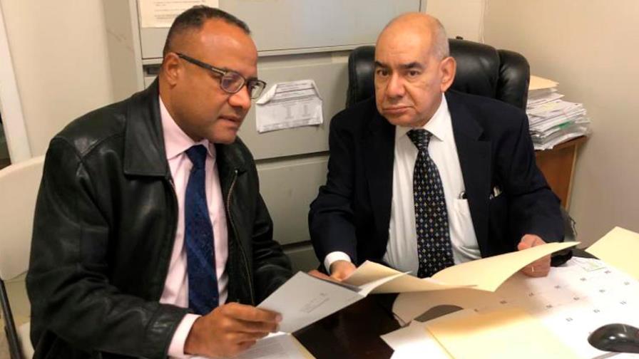 Abogado de origen dominicano de Nueva York logra cambiar regla que prohibía compartir honorarios Abogado de origen dominicano de Nueva York logra cambiar regla que prohibía compartir honorarios