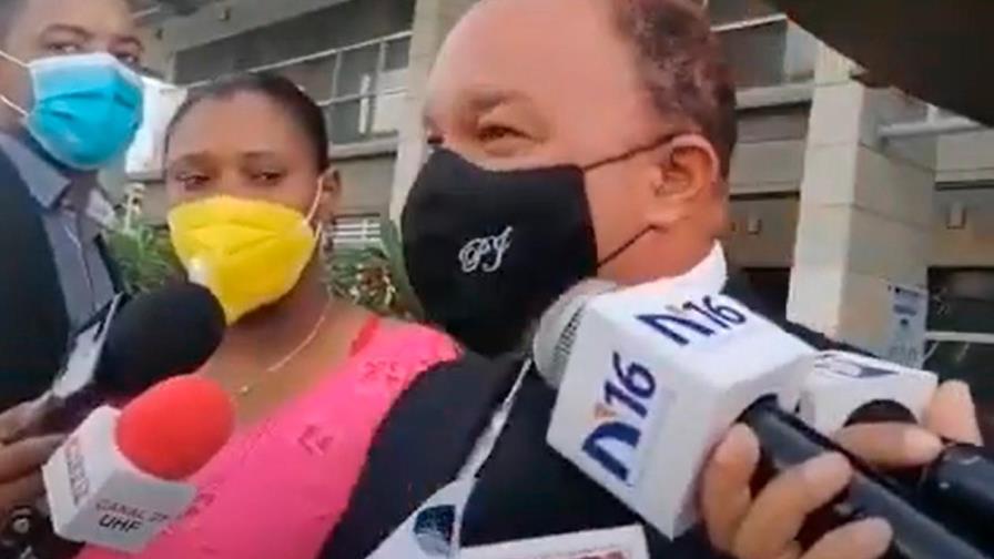 Madre de Carla Massiel denuncia que del Minerd le exigen el 30% de sus prestaciones Madre de Carla Massiel denuncia que del Minerd le exigen el 30% de sus prestaciones