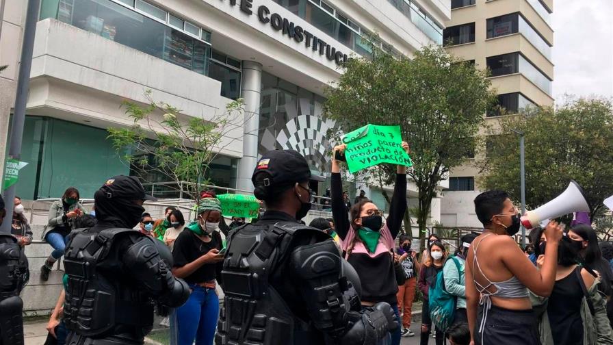 Moreno y Lasso respetan histórico fallo judicial sobre aborto en Ecuador Moreno y Lasso respetan histórico fallo judicial sobre aborto en Ecuador