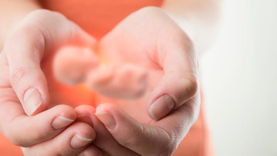 Amnistía Internacional rechaza nuevo Código Penal que mantiene la penalización total del aborto