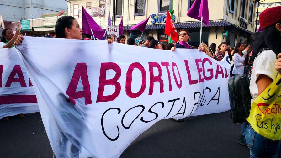 Presentan iniciativa para impulsar el aborto libre y gratuito en Costa Rica