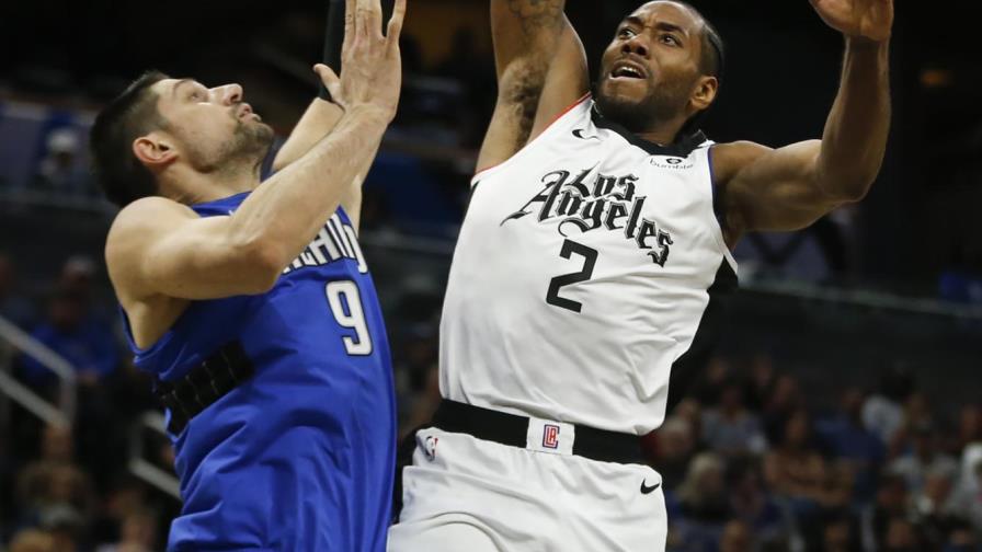 Leonard lleva a los Clippers al triunfo ante el Magic