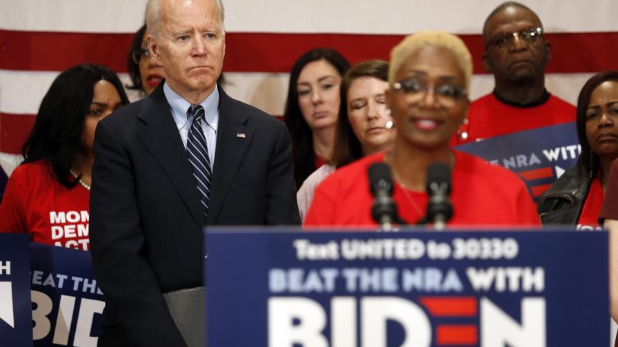 Biden y Sanders suspenden actos de campaña por coronavirus Biden y Sanders suspenden actos de campaña por coronavirus