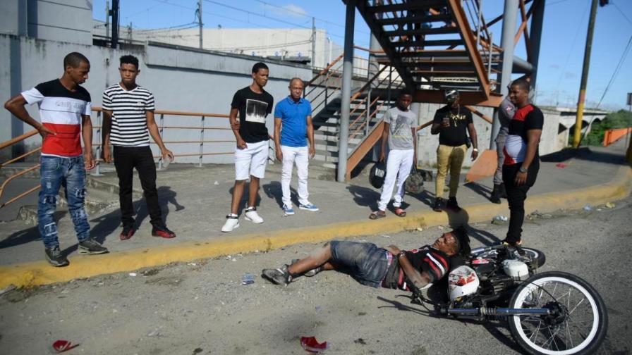 Joven resulta herido tras motocicleta ser embestida por una yipeta 