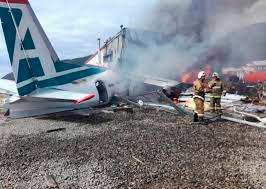 Dieciséis muertos al estrellarse un avión en Rusia