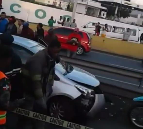 Mueren dos personas y otras dos resultan heridas en un accidente en San Cristóbal 