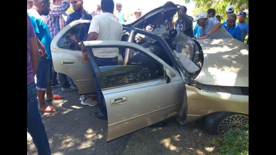 Muere niña de cinco años y cuatro personas heridas en accidente de transito 