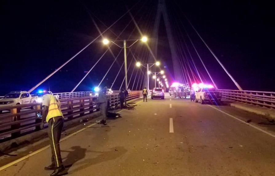 Tres muertos y varios heridos en accidente en puente sobre el río Higuamo, San Pedro de Macorís