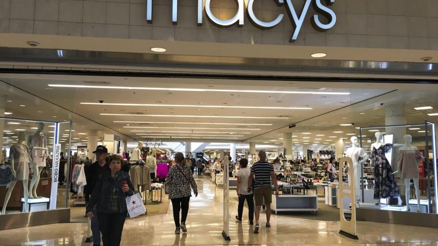 Suben las ventas de Macy’s por internet; bajan en tiendas