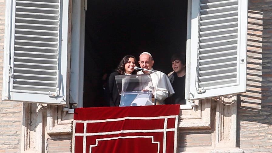 El papa invitó a los jóvenes a ser “la conciencia crítica de la sociedad”