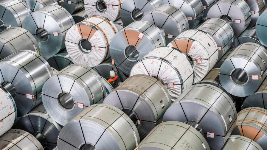 Producción industrial argentina cae 13.3 % en noviembre