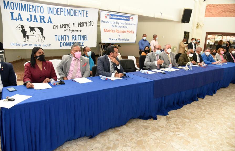 Diputados realizan reunión en busca de crear otra provincia en Santo Domingo