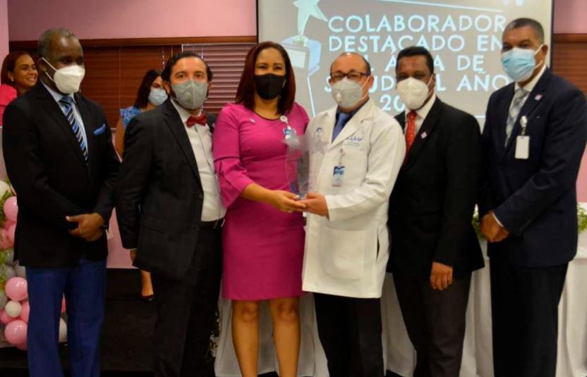 Hospital Reynaldo Almánzar reconoce colaboradores en octavo aniversario