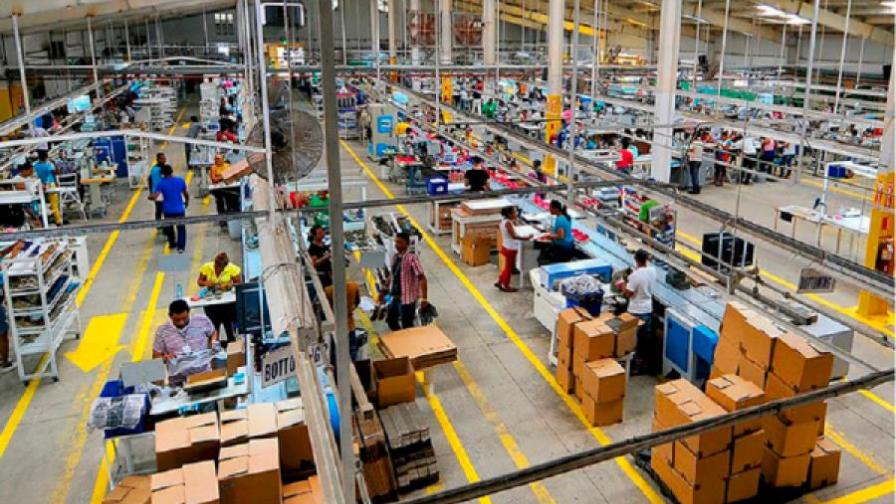 Actividad manufacturera cayó en agosto por debajo de los 55 puntos