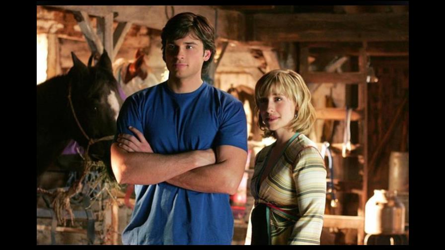Actriz de “Smallville” se declara culpable de tráfico sexual 