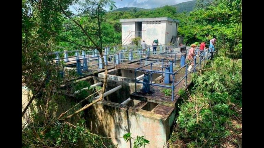 Alcalde rehabilita tanque de acueducto en Paraíso abandonado desde hace 22 años