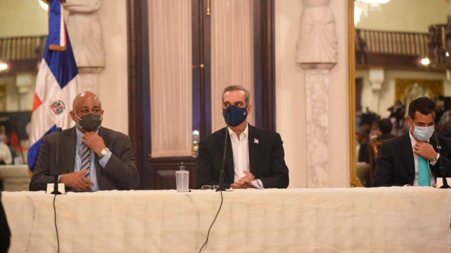 Minerd adjudica más de RD$3,176 millones para clases por radio y TV